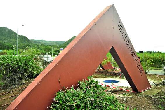 Les ronds-points attendent leur poteau