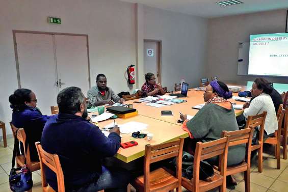 Les élus formés au rôle de conseiller