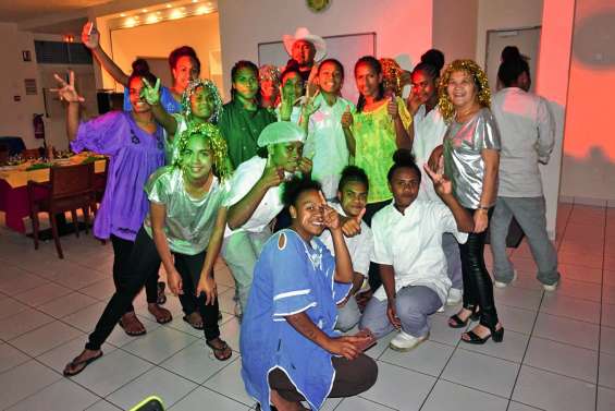 Du strass au restaurant d’application