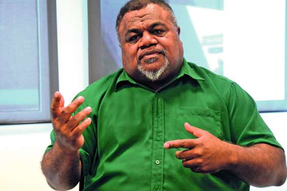 « Un vote blanc ou nul a un sens. L’abstention, cela n’a aucun sens »