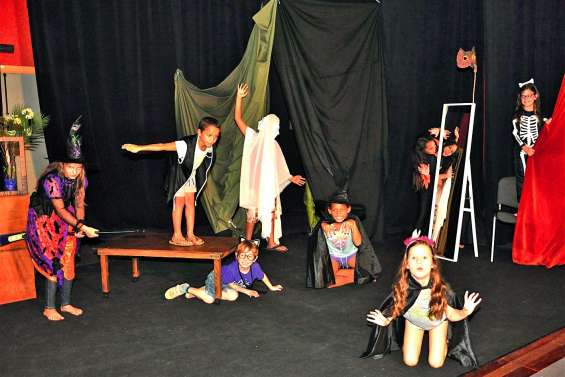 Les jeunes sur les planches pour tester leur éloquence