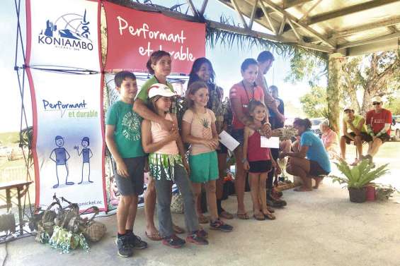 Plaire et Samanich s’imposent à Gomen