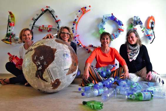 L’exposition Arts plastok prend forme à la Villa des arts