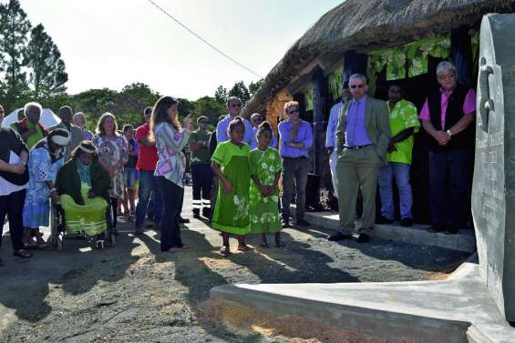 Le Faré des associations renommé  en hommage à Théodore Décoiré