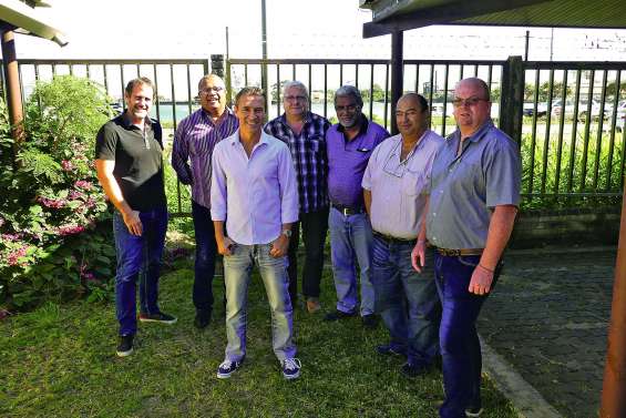 Les syndicats dénoncent une « manipulation »