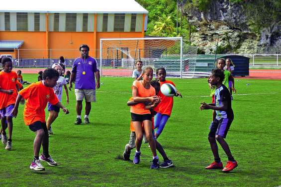 Rugby et « ultimate » au programme des primaires