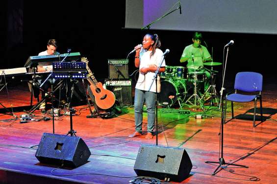 A la recherche de jeunes artistes