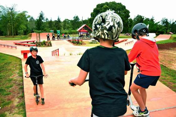 Le nouvel espace de jeux et de sport au parc de La Coulée séduit les Mondoriens