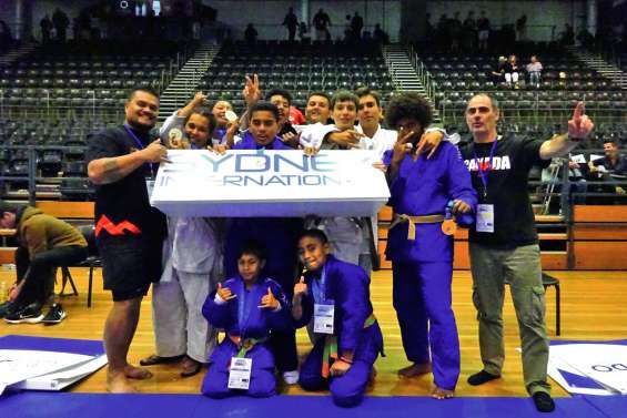 Des judokas sur le podium à Sydney