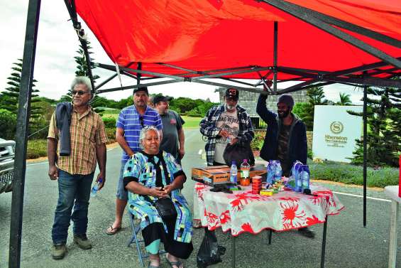 L’entrée du Sheraton Déva bloquée une partie de la journée