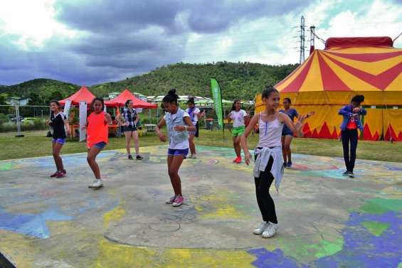 Le chapiteau Crunc lance ses activités