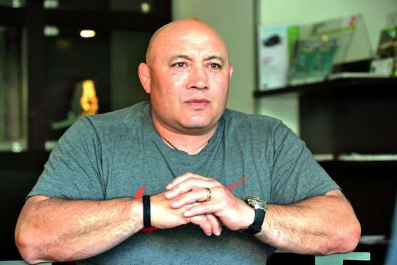 La rédemption de Norm Hewitt, ancien All Black, apôtre de la non-violence