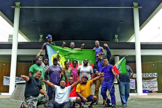 Au Méridien, les grévistes durcissent le ton