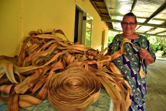Coletti Katoa, fournisseuse  de pandanus de Koné à Nouméa
