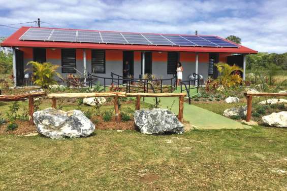 Aux petits soins des centres médicaux et des dispensaires