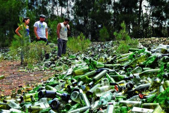 Le stock historique de verre de la commune a du mal a se vider
