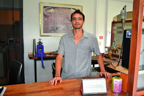 Un bijoutier peintre au cœur du village