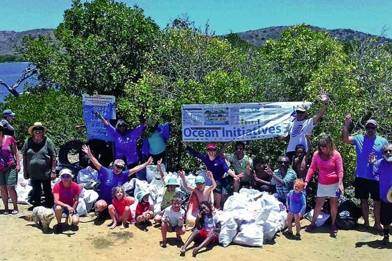 A la pêche aux déchets à Lebris