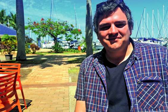 « N’attendez pas que d’autres viennent raconter des histoires à votre place »