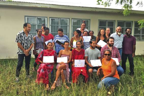 Première promotion et premiers coups de pelle à l’antenne de l’Université