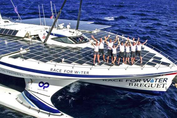 Le catamaran qui navigue au secours des océans arrive bientôt