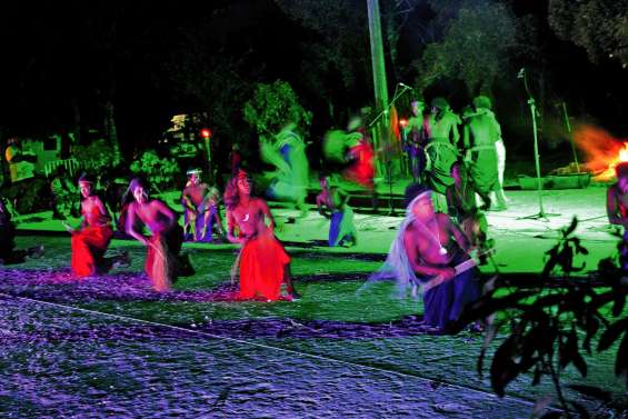 Une nuit de danses à Wanaham