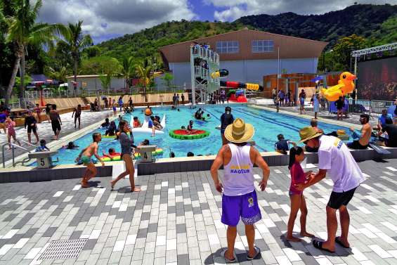 Le centre aquatique de La Foa est ouvert