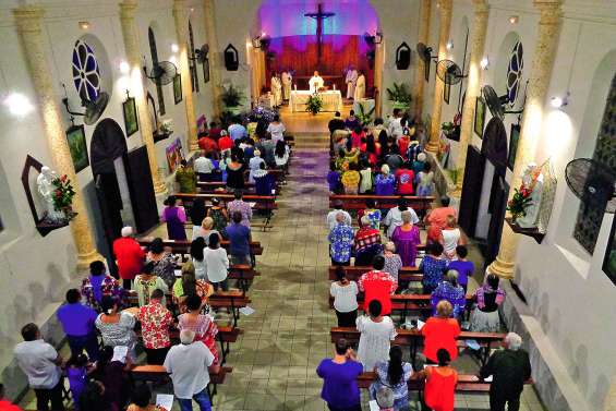 Une messe de minuit  en l’église Saint-Vincent-de-Paul