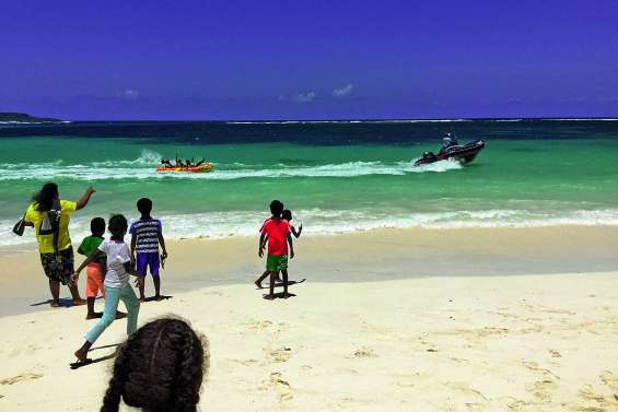 Des loisirs gratuits à la base de voile