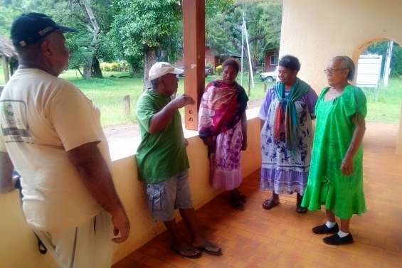 Un séminaire sur l’agriculture bio dans la vieille école de Do Néva