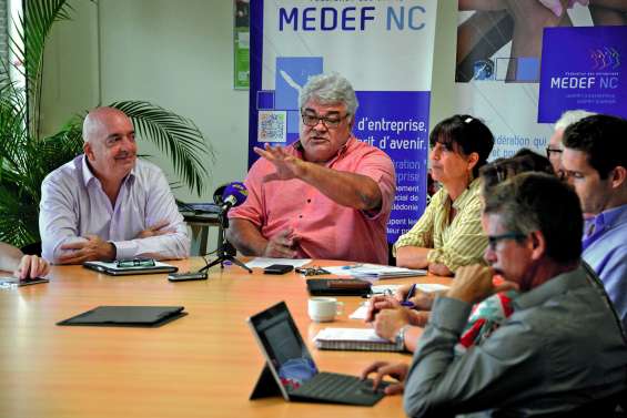 Le Medef pour un « tournant » politique