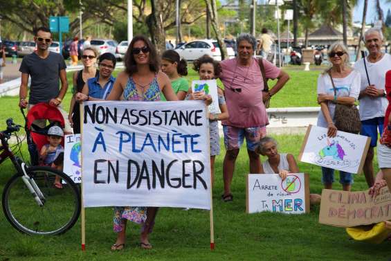 150 personnes pour le climat à l’Anse-Vata