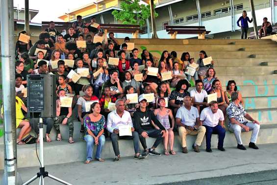 Les diplômés du brevet félicités par leur collège et par le maire