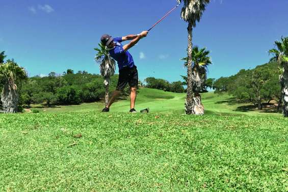 Adrien Peres débute l’année par un succès