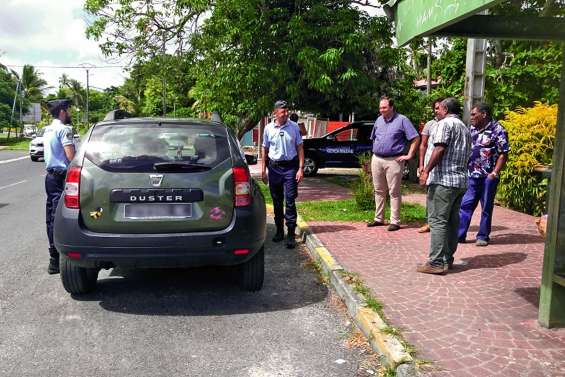 Des cartons jaunes sur les routes de Lifou