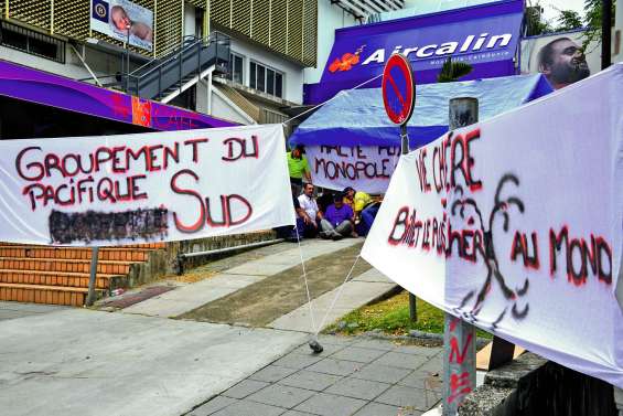 Un piquet devant Aircalin sur le prix  des billets vers Wallis