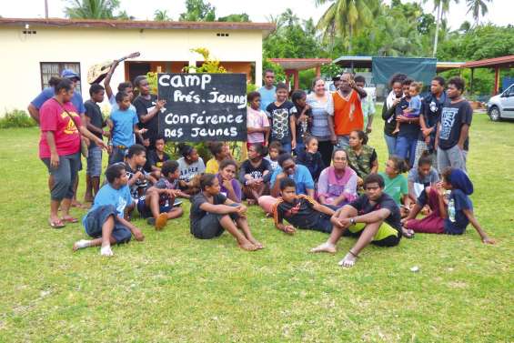 Une semaine de stage religieux à la tribu de Luengoni