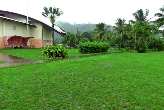 Reports en série au centre culturel