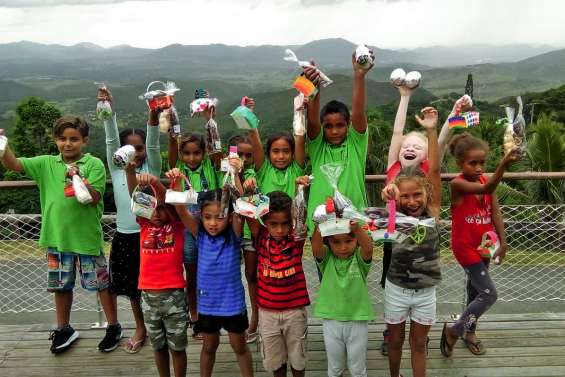 Les petites mains de Pâques