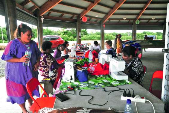 Des femmes sur le fil