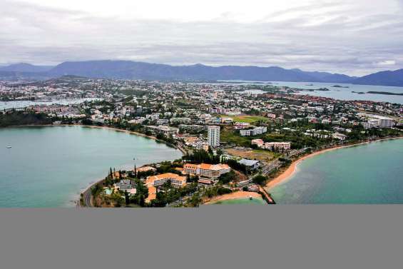 Il fonce en voiture sur des fêtards en sortie de boîte