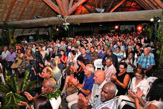 Calédonie ensemble a tenu son dernier meeting au Kuendu Beach