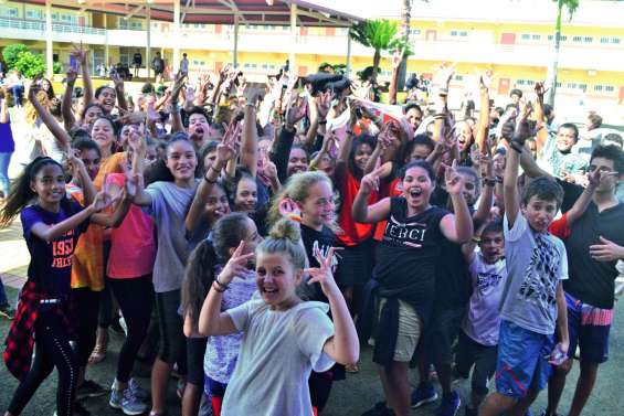 La Semaine des langues a débuté dans une ambiance festive au collège de Plum