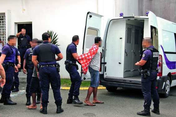 Des voleurs de voitures condamnés à rembourser 9 millions à leurs victimes