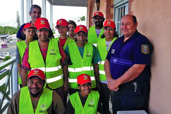 Des médiateurs autour des écoles