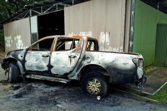 Excédé par la délinquance, le maire ferme ses services