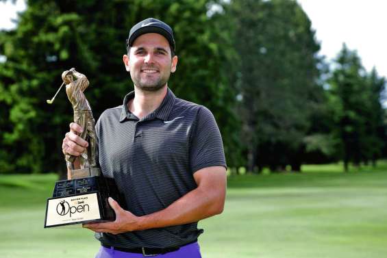 Paul Barjon remporte le Bayview Open