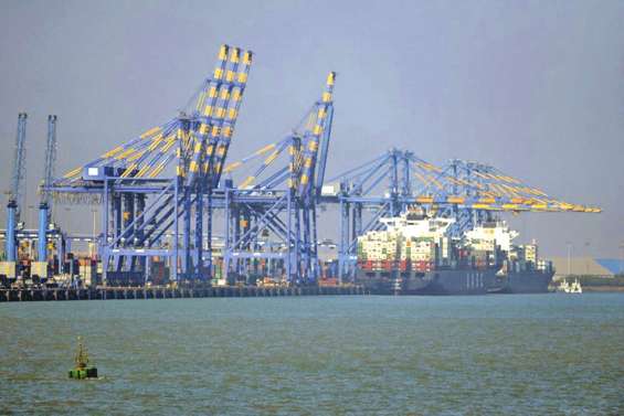 Carmichael obtient un premier feu vert