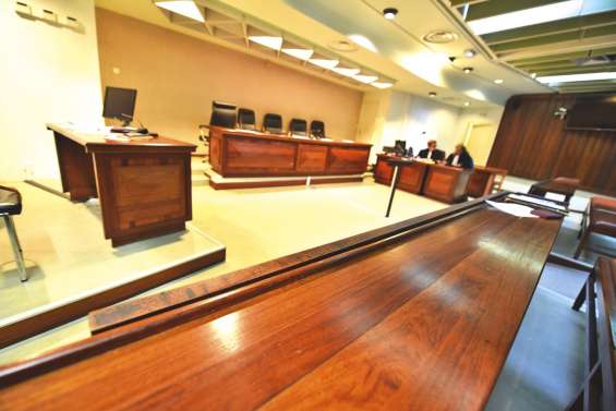 « Il a mis le canon de son fusil sur ma tête »