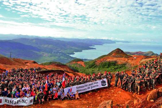 500 personnes réunies sur le sommet du mont Dore